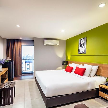 Livotel Hotel Lat Phrao Бангкок Экстерьер фото