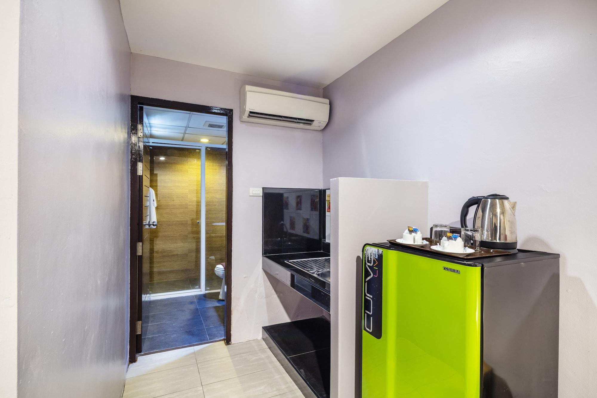 Livotel Hotel Lat Phrao Бангкок Экстерьер фото