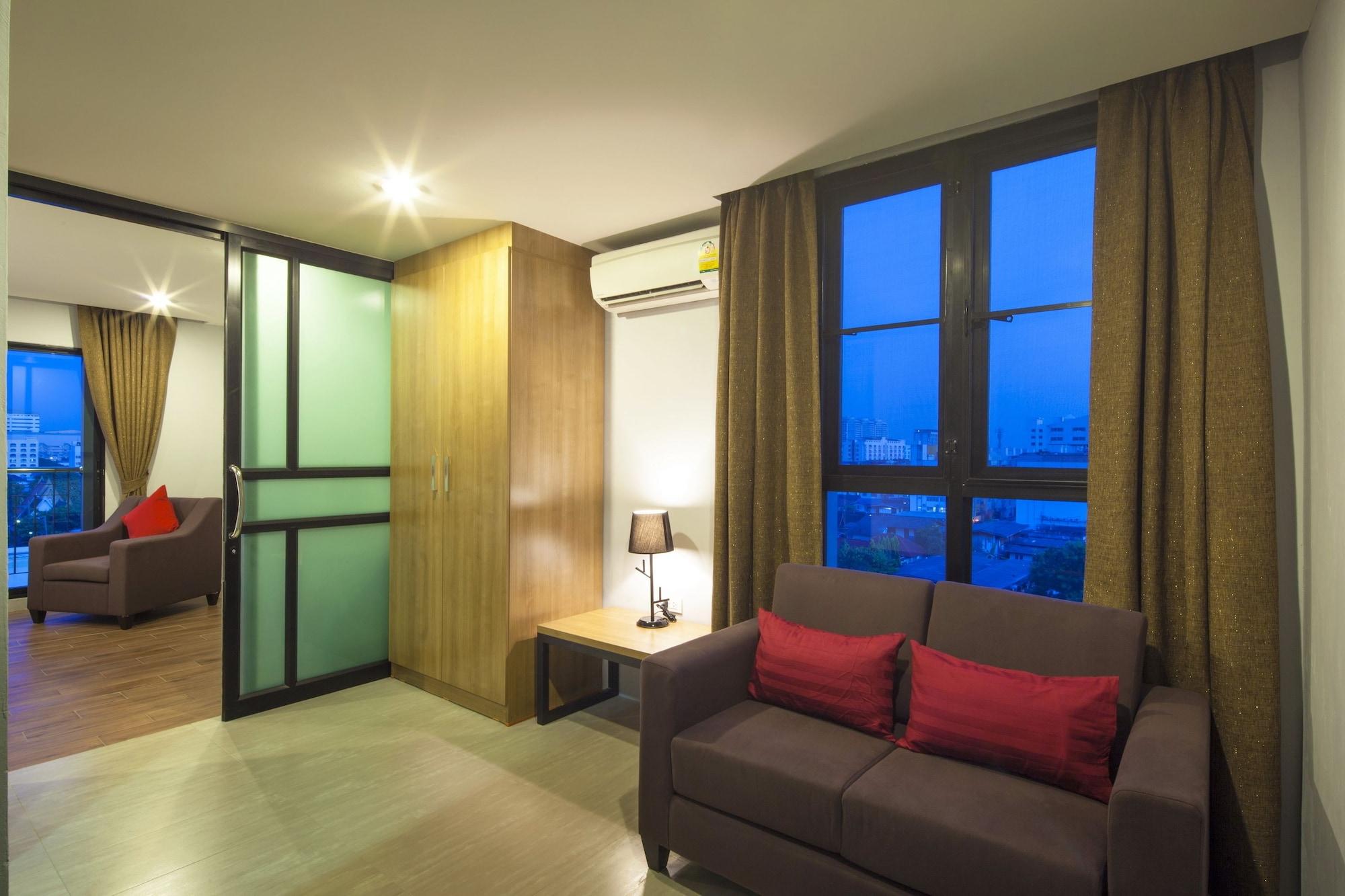 Livotel Hotel Lat Phrao Бангкок Экстерьер фото