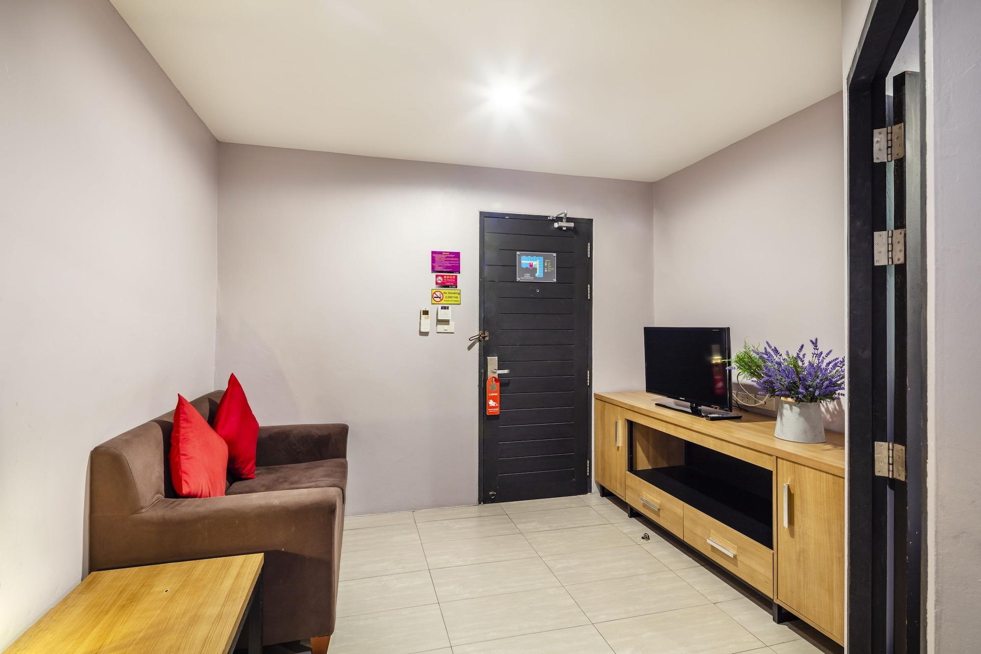Livotel Hotel Lat Phrao Бангкок Экстерьер фото