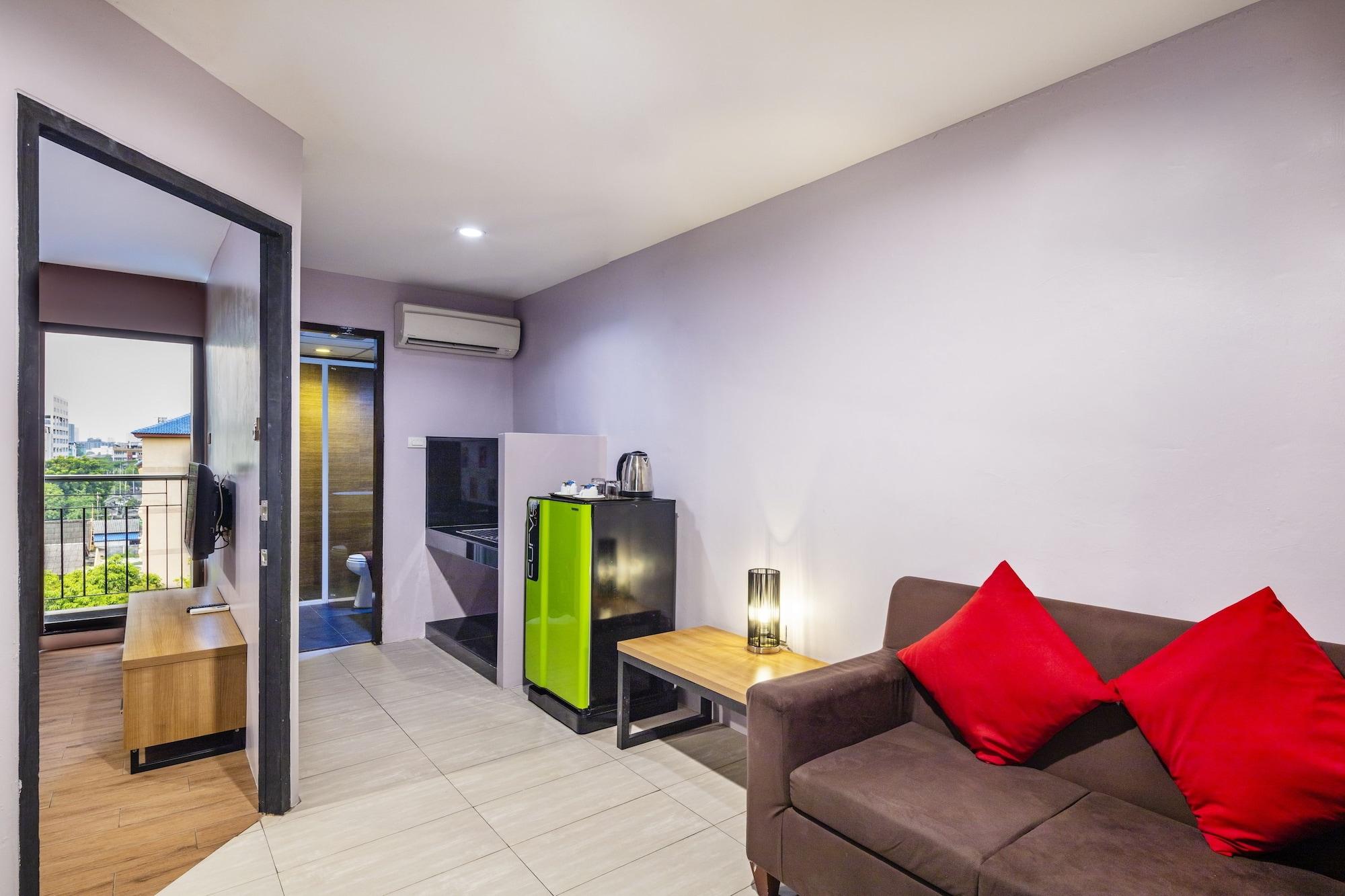 Livotel Hotel Lat Phrao Бангкок Экстерьер фото