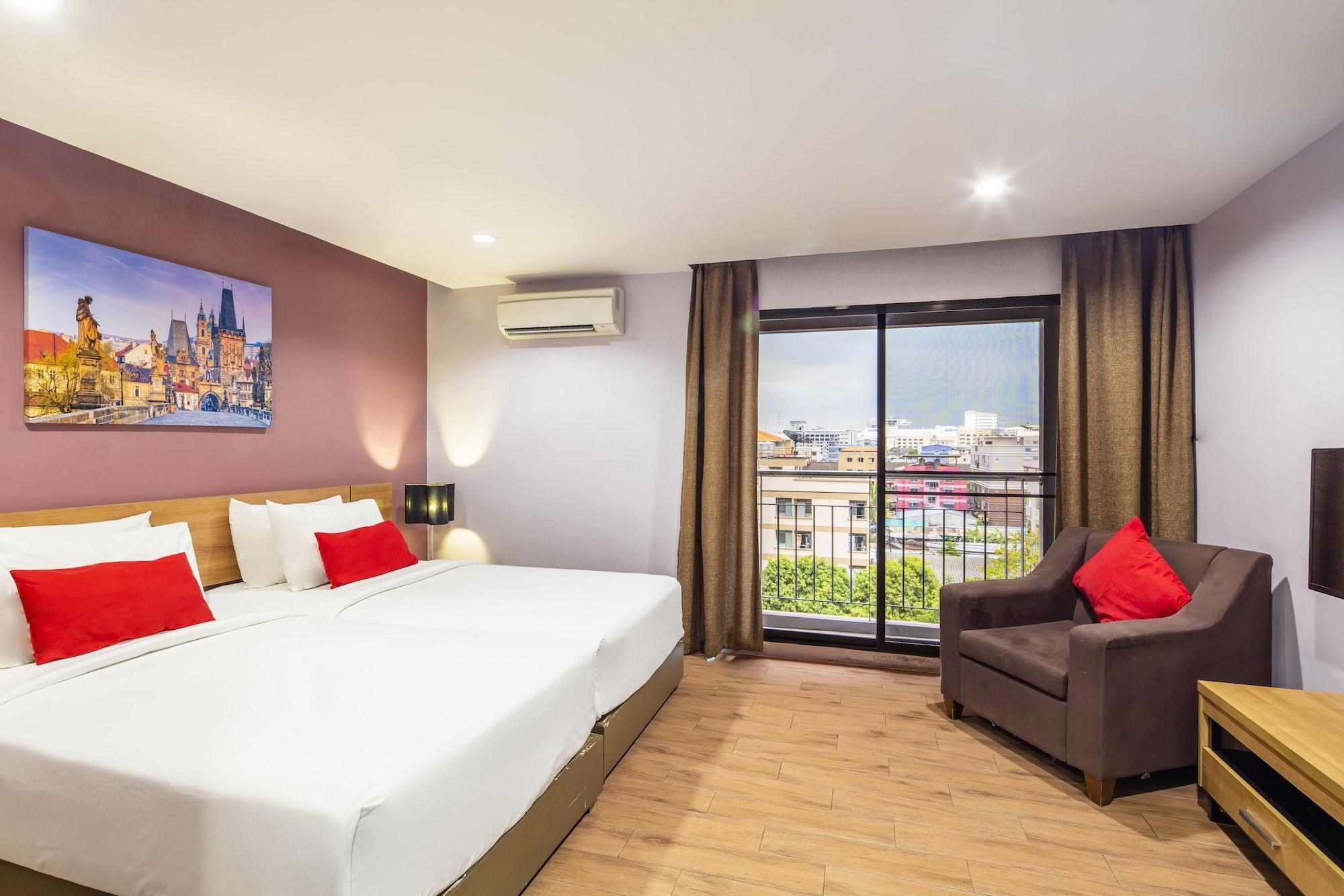 Livotel Hotel Lat Phrao Бангкок Экстерьер фото