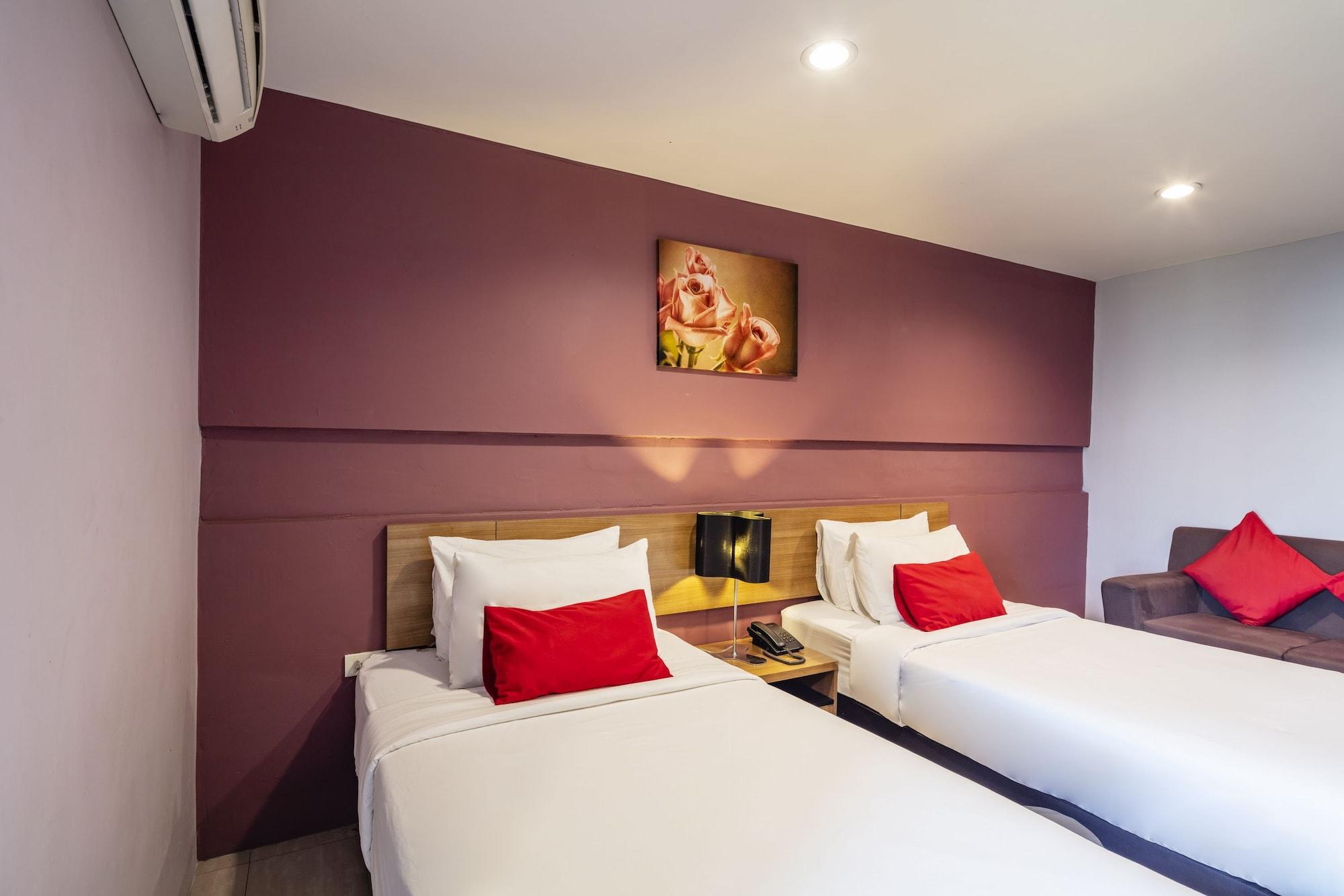 Livotel Hotel Lat Phrao Бангкок Экстерьер фото