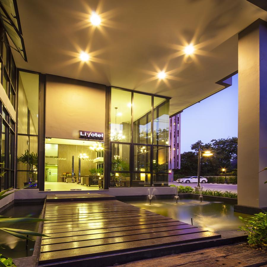 Livotel Hotel Lat Phrao Бангкок Экстерьер фото